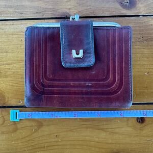 Vintage Well Worn Baronet Red Leather Wallet Snap Closure Kiss Lock Coin Pocket